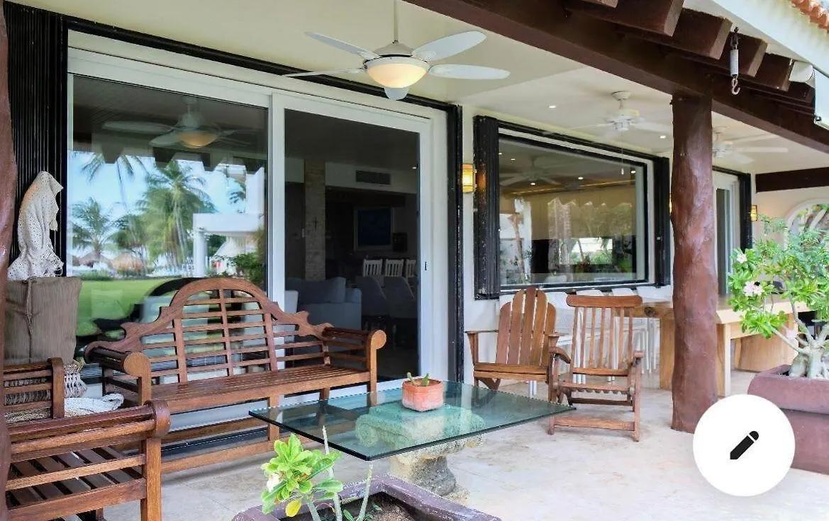 Excellent Ocean View Beach House Puerto Aventuras Mexico